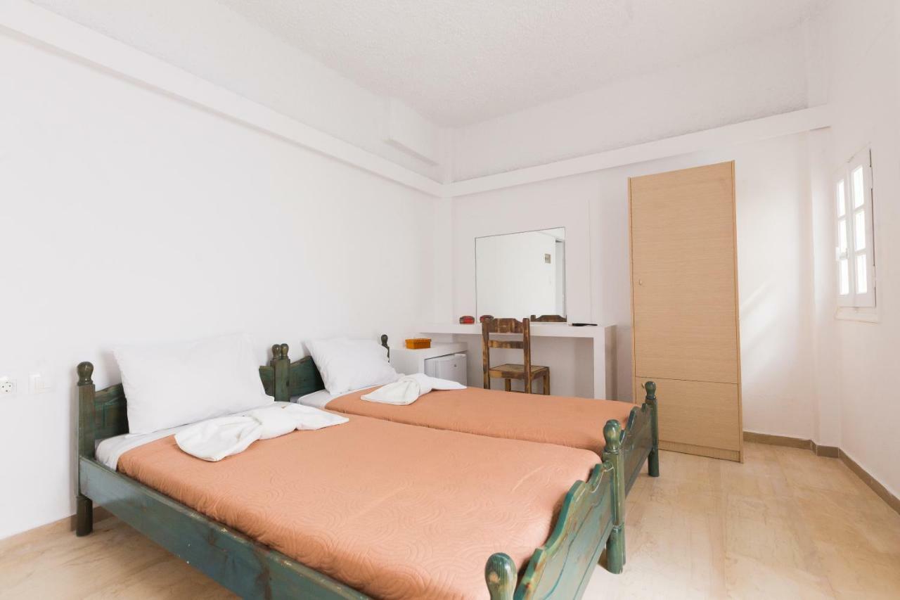 Sunny Days Hotel Фира Екстериор снимка