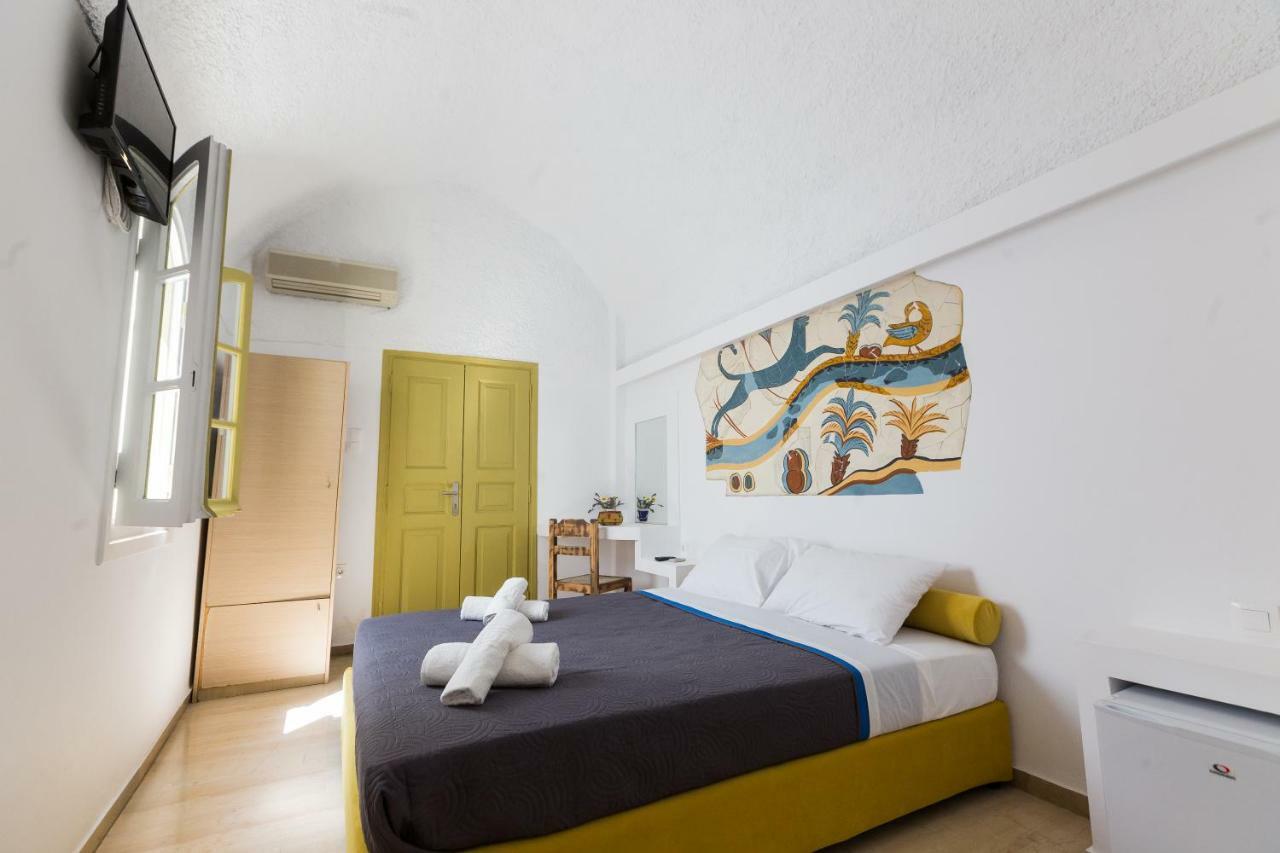 Sunny Days Hotel Фира Екстериор снимка