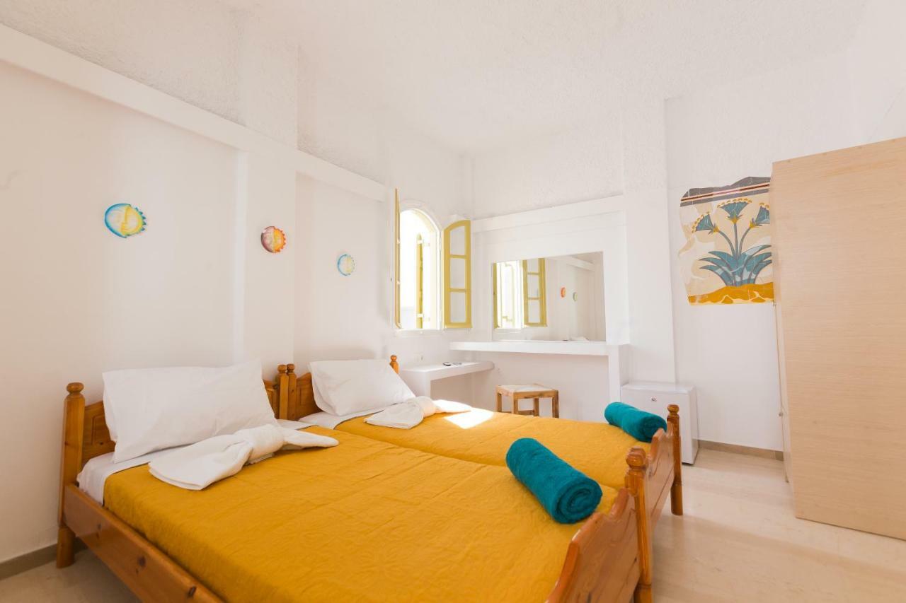 Sunny Days Hotel Фира Екстериор снимка
