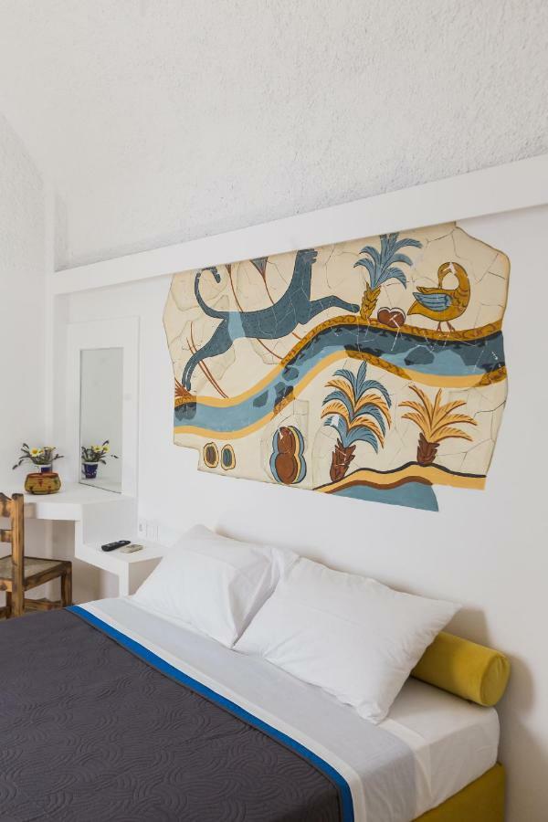Sunny Days Hotel Фира Екстериор снимка